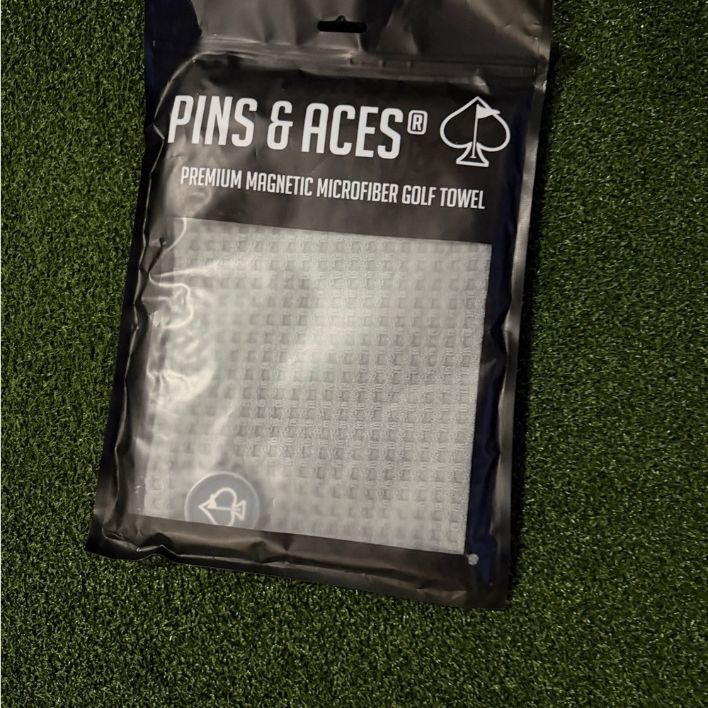 Pins & Aces Magnetic Microfiber Golf Towel